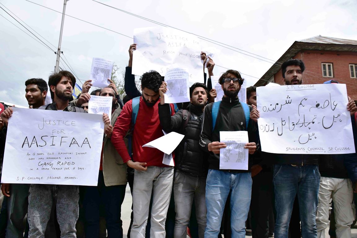 Kathua Case: Kashmir Law College student stage protests