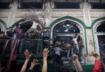 Loss and Anger Angry mob at Khanyar