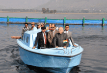 Union Home Minister Sushil Kumar Shinde rejoicing the motor boat ride in DAL Lake-Photo:Bilal Bahadur