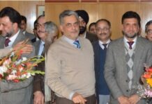 J&K Bank Warmly Sends-off its EP, VP