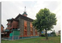 Khanqah at Pampore. KL Image: Bilal Bahadur