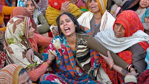 Widow of Hemraj Singh mourning the brutal slaying of her husband