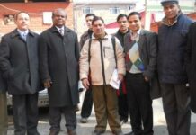 Post Master On A ‘PMG Walk’ In Srinagar