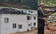 Azad Visits Quake Affected Areas Of Bhaderwah, Doda