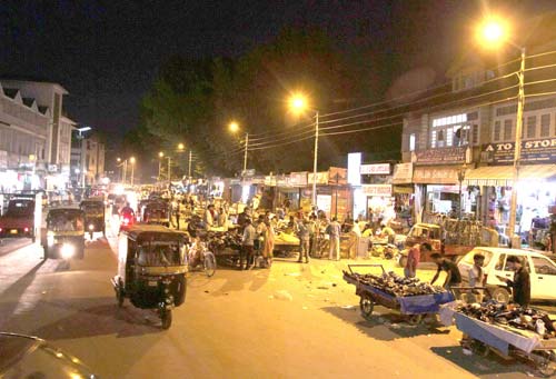 night-life-in-srinagar-kashmir
