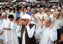 Omar, Farooq offer Eid Prayer At Hazratbal