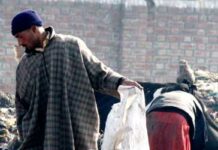 Scavenging livelihood