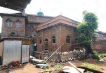 The only Mughal mausoleum for a Kashmiri