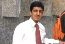 Financial analyst