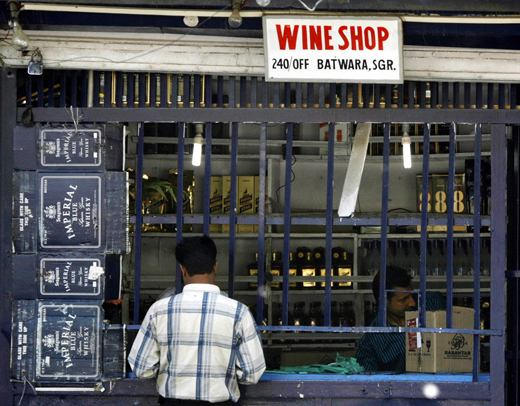 Wine-Shop-in-Srinagar-Kashmir