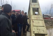 Omar visits various villages of Beerwah