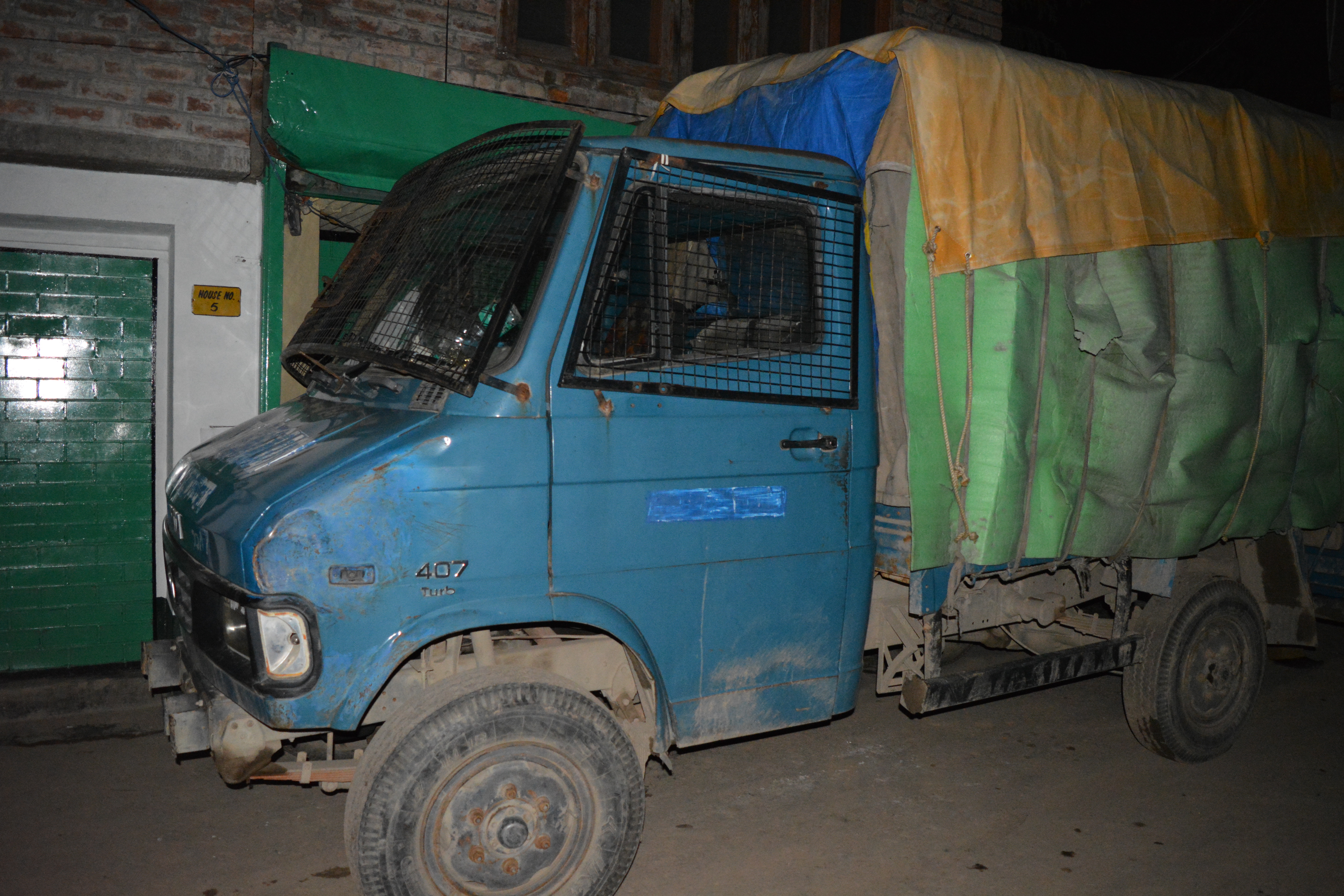 Police vehicle outside the residence of Syed Ali Geelani. (A file photo)