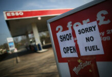 Early closure of petrol pumps creates inconvenience to commuters