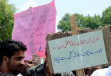 Plan to Relocate Batamaloo Bus Stand Triggers Protest