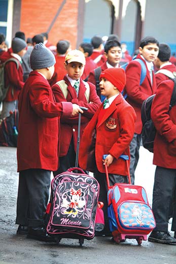 Kashmiri-school-kids