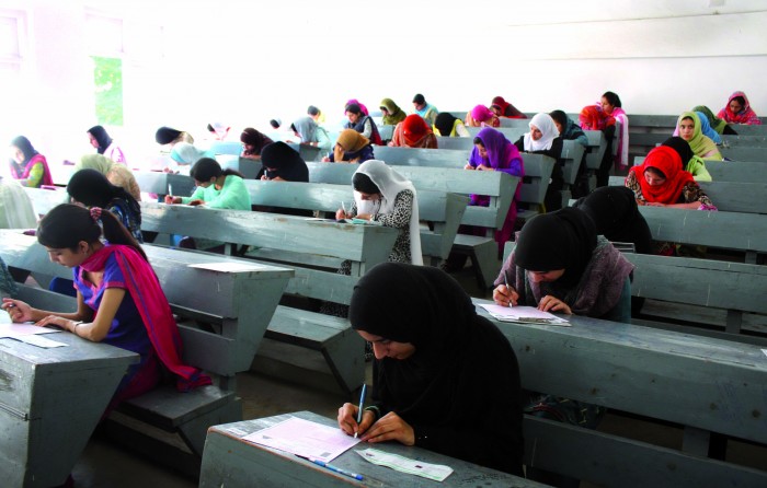 Students writing papers in Entrance Examinations to professinal colleges of Jammu and Kashmir in Srinagar on Saturday26, June 2010. photo by bilal bahadur