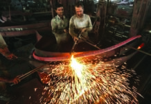 19005 Industrial units registered in Kashmir: Govt