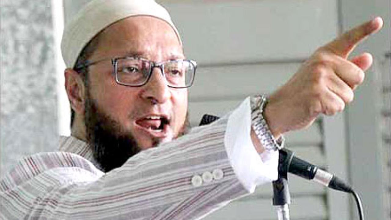 Aasaduddin Owaisi is chief of Hyderabad based All India Majlis-e-Ittehadul Muslimeen AIMIM) and represents same seat in Indian parliament