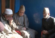 Senior Abdullah Faces Pro-Freedom Slogans in Batengoo