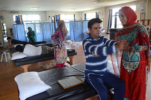 Seith-Rafi-having-his-physiotheraphy