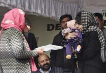 Govt Launches ‘Laadli Beti’ at Pulwama, Mehbooba Hails ‘Pioneering Initiative’