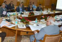 Governor Calls for Differential Scholarships to Promote Academic, Research Excellence