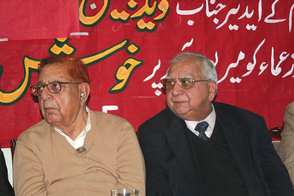 Ved Bhasin with his bosom friend comrade KD Sethi.