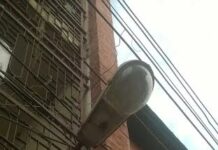 SMC Fails to Repair Defunct Street Lights in Srinagar