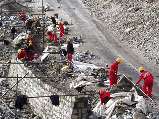 Chinese working on the Karokaran Highway in Gilgit Baltisatn