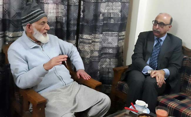 Abdul Basit with Syed Ali Geelani