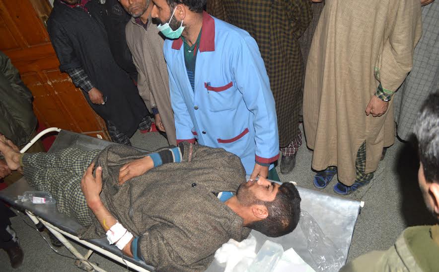 An injured civilian being shifted to hospital in Pulwama district.