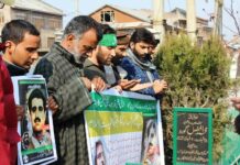 Guru Kissed Gallows without Budging before the Tyrants: Malik