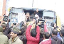 Separatist Group Holds Protest Demonstration in Press Enclave