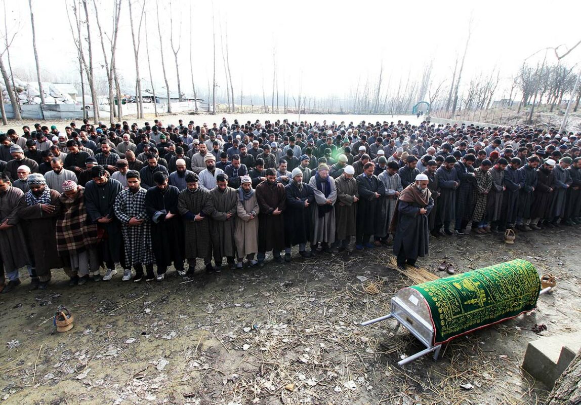 funeral-of-ab-gani-mair-(8)