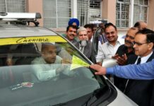 Dewan Launches ‘All Purpose’ Traffic Sticker for Tourist Taxies