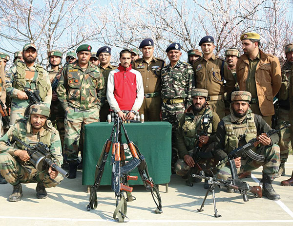 Detained Shakoor who decamped with rifles.