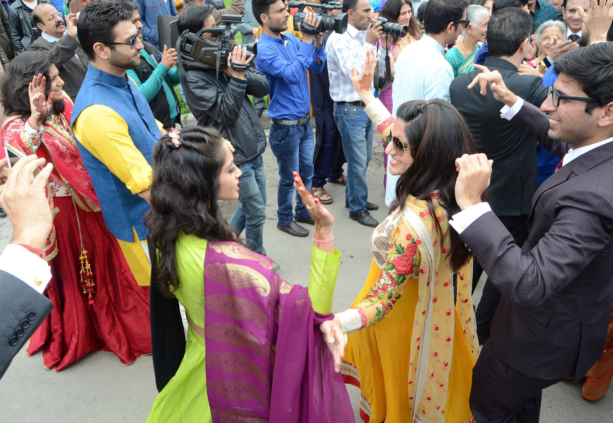 Unique scenes unfolded at the banks of world famous Dal Lake in Srinagar on Wednesday when Kashmiri Pandit families living outside performed marriage of their wards here amid much fanfare. PHOTO BY BILAL BAHADUR