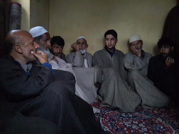 Er Rasheed with bereaved family of Kupwara on April 17, 2016.