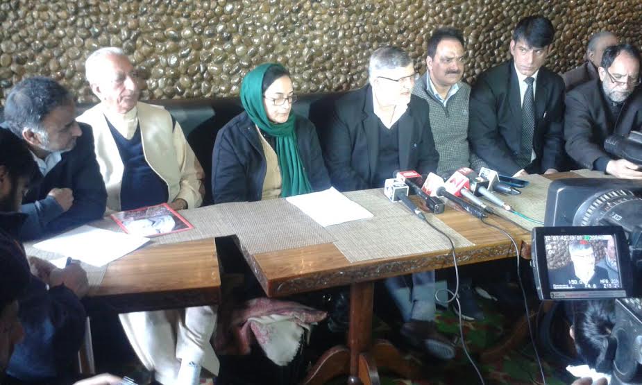 The members of Kashmir Civil Soceity addressing Press in Srinagar on April 12, 2016.