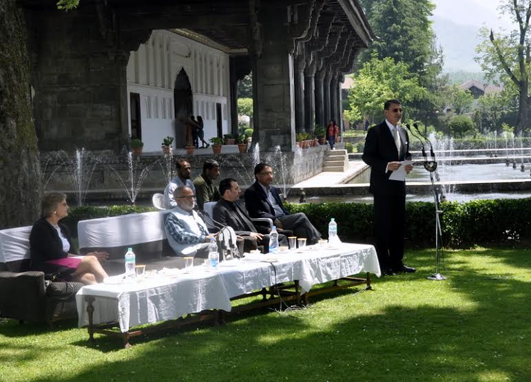 Diwaan-i-Khaas Shailmar Bagh Srinagar attended by German Ambassador May 02, 2016