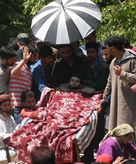 Funeral of militants killed on May 07, 2016 in Pulwama photo by Bilal Bahadur