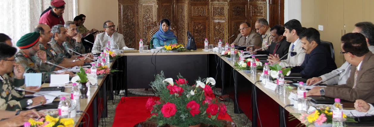 UHQ Meet in Srinagar on May 10, 2016