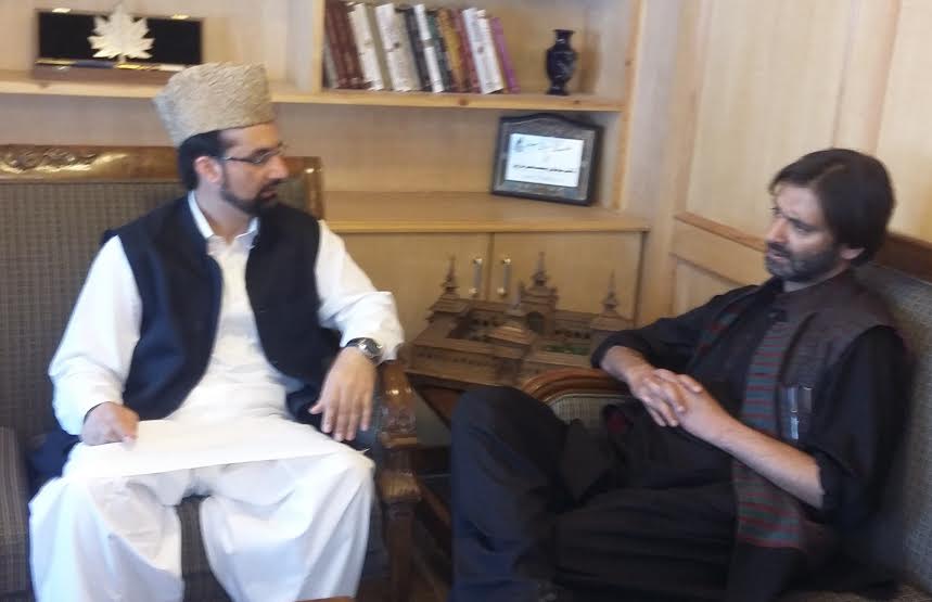 Yasin Malik with Mirwaiz Umar Farooq on May 20, 2016