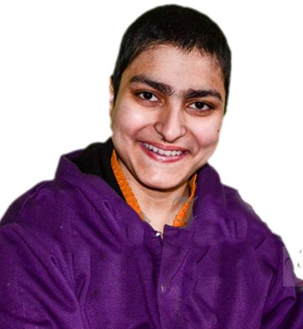 itrat-Cancer-Activist
