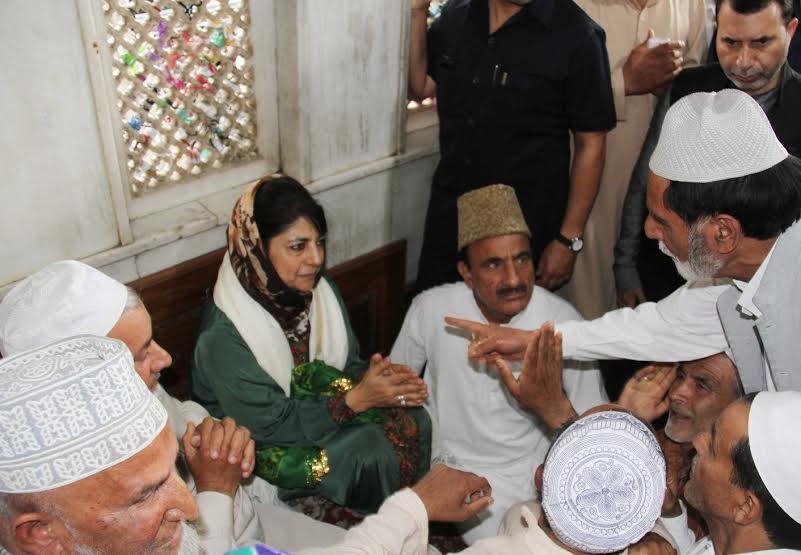 CM @ Makhdoom Sahab 1