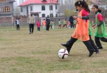 Football association seeks women players for National Championship