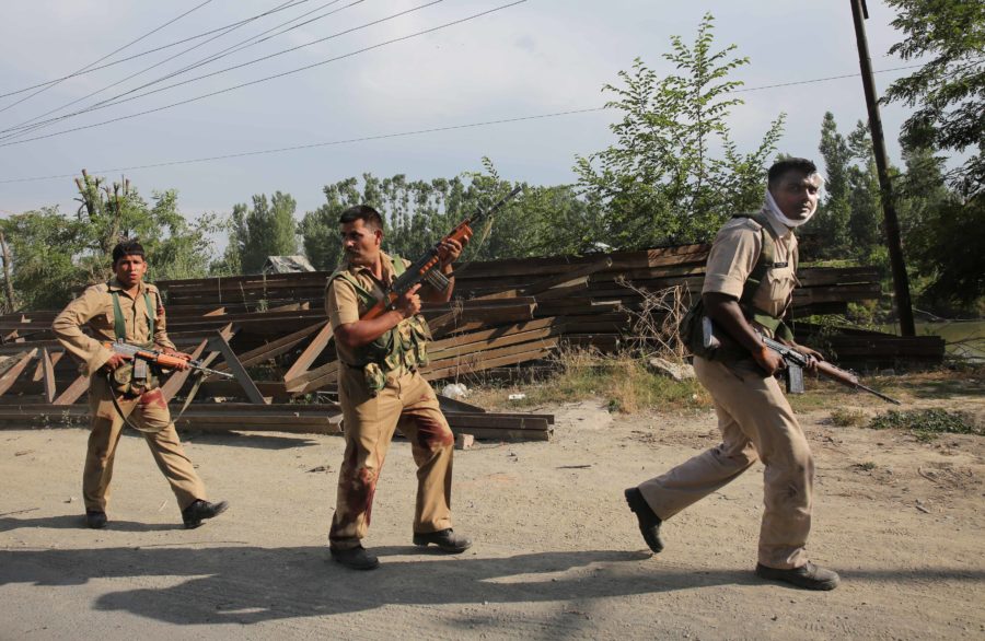 Injured CRPF men leaving the assault spot. (Photo: Javed Dar/KL)