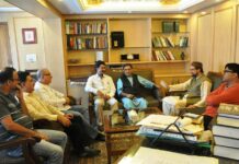 Malik Released, KP Delegation meets Mirwaiz Umar