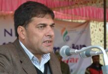 Gurezi felicitates young innovator Muzafar