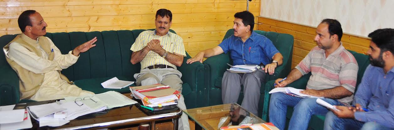Ab Haq Khan Chairs Meet
